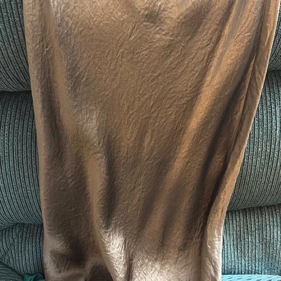 Babaton satin brown midi skirt - Picture 3 of 4